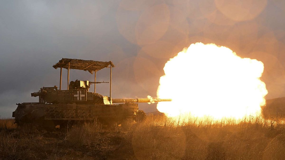 Putin: "Il riarmo della Nato non è una minaccia per la Russia" | Ucraina: "Mosca sta espandendo la sua presenza militare nell