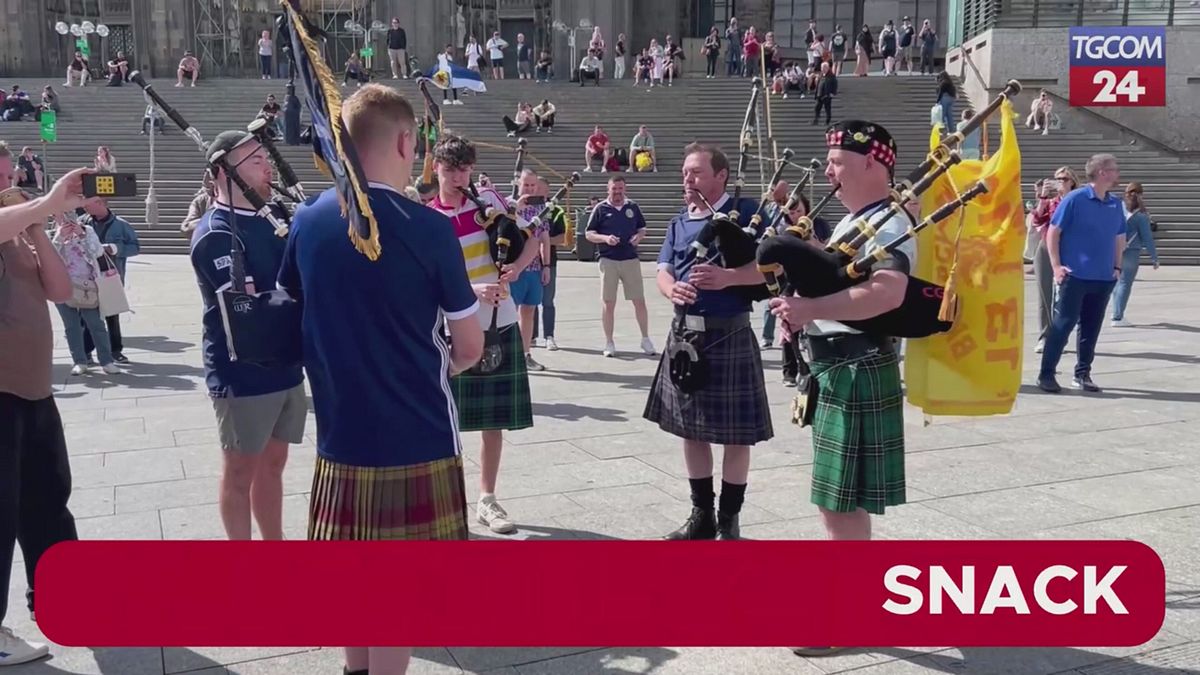 T-SHIRT COTONE MAGLIA ULTRAS STILE DI VITA UOMO TIFOSI STADIO TIFOSO CALCIO - Foto 4