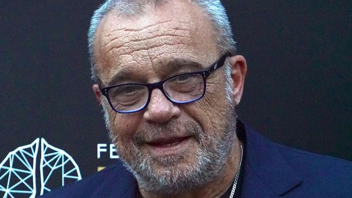 “I Cesaroni”nin dönüşü, Claudio Amendola'nın duyurusu