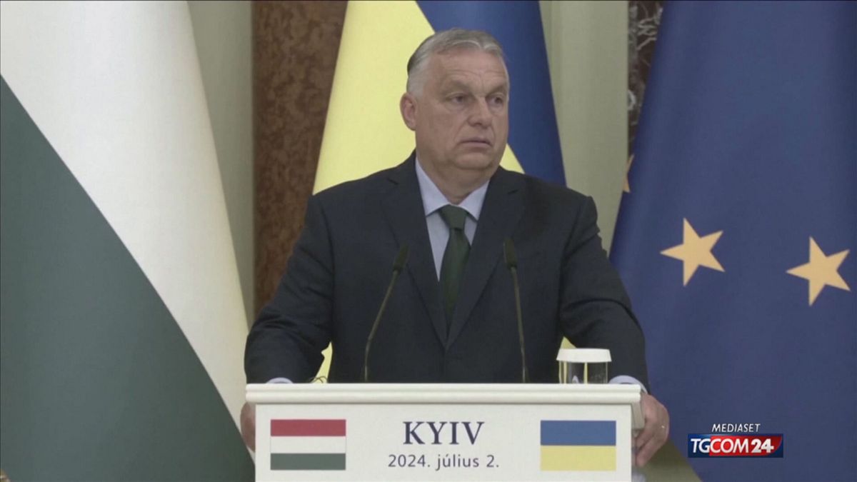 Orban a Kiev: "Pace in Ucraina questione principale del nostro semestre di presidenza"