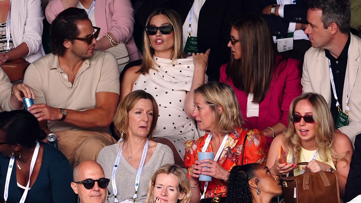 Margot Robbie Wimbledon'da: Hamileliğini açıkladıktan sonra ilk kez kamuoyunun karşısına çıktı
