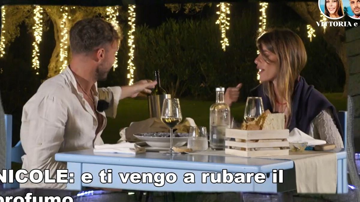 “Temptation Island”, Alex Nicole'e yakın: Vittoria konuşamıyor