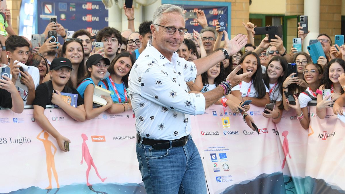 Paolo Bonolis'te "Giffoni Film Festivali": "Mesafe mi? Çeşitliliği kabul etmemektir"