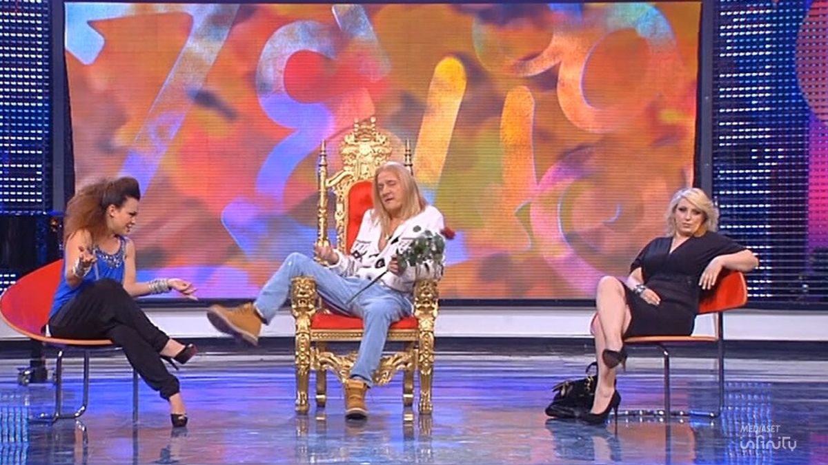 Katia Follesa nei panni di Katiana a 