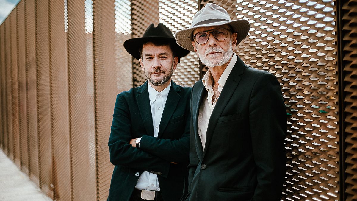 Emidio Clementi ve Corrado Nuccini ilk kez tiyatroda