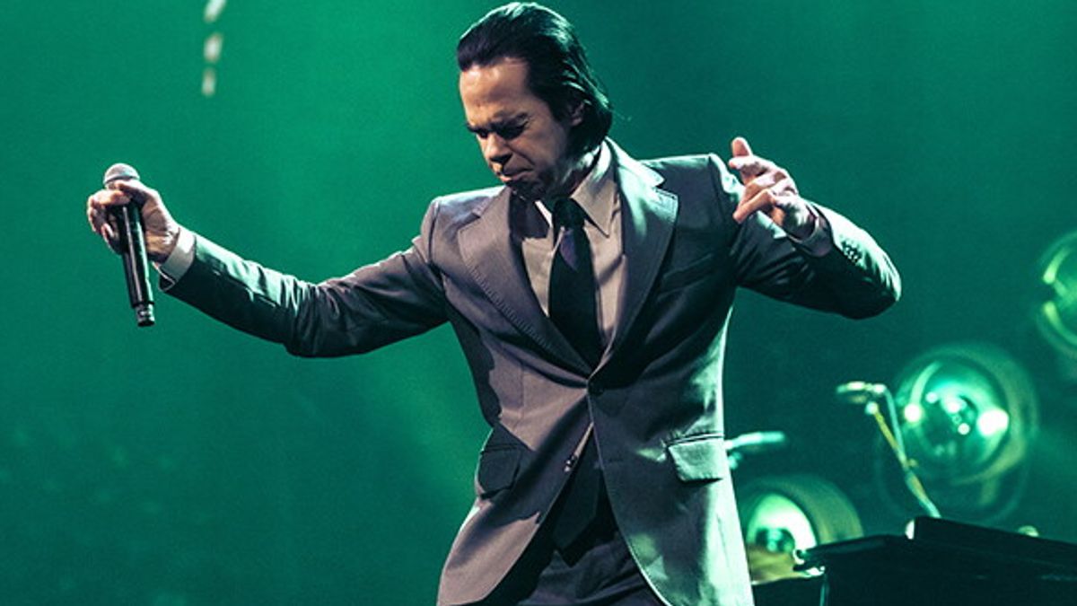 Sevinç ve acı arasında bir ayin için Milano'daki Nick Cave