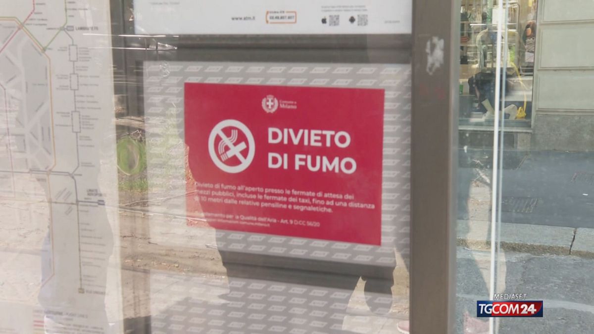 Adesivo di alta qualità Vietato fumare, rotondo, 10 cm, resistente alle intemperie e ai raggi UV