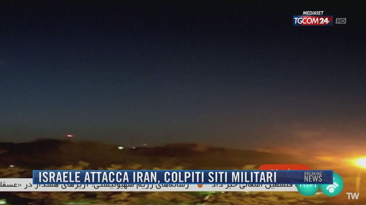 Breaking News delle 21.30 | Israele attacca Iran, colpiti siti militari ...