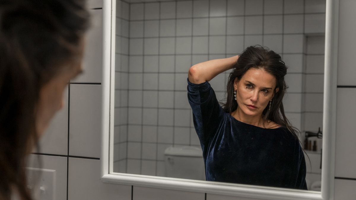 Demi Moore vücut korku filmi “The Substance” ile sinemada