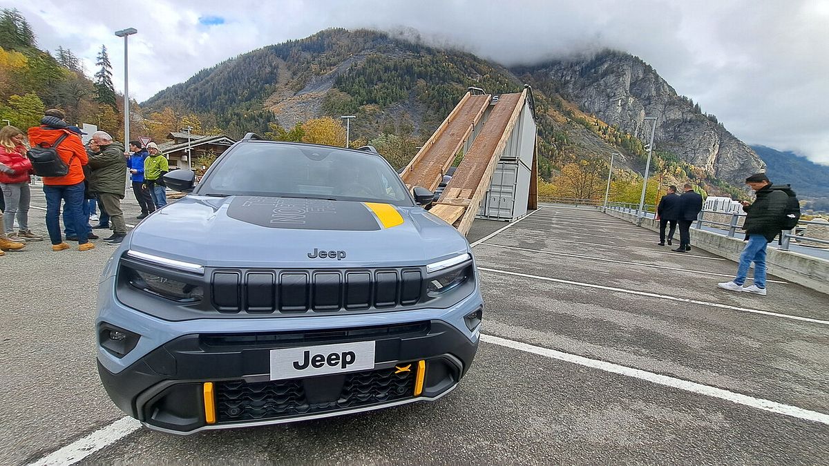 Jeep Avenger 4xe, artık evin “küçük çocuğu” bile off-road komutları olarak maceraya göz kırpıyor