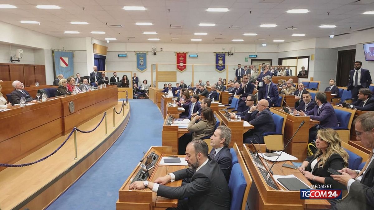 Bölge üçüncü yetki kanununu onayladı