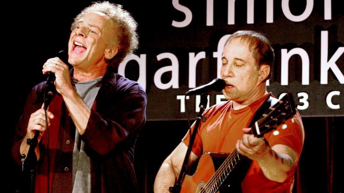 Paul Simon, özür dileyen Art Garfunkel ile barışıyor