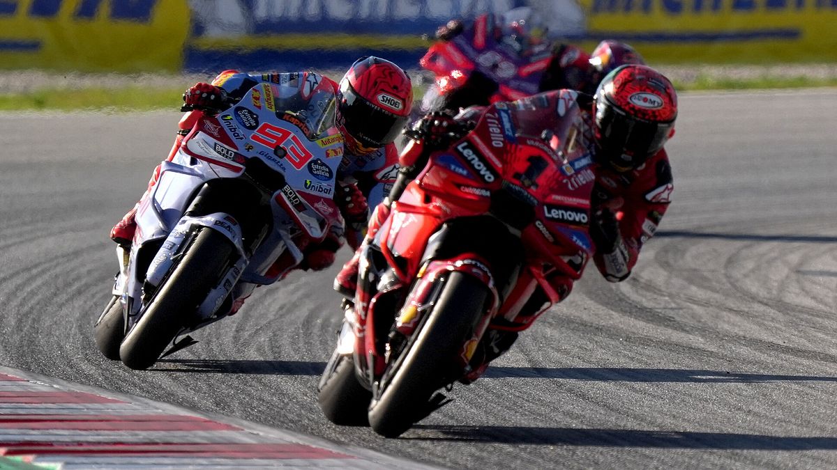 Bagnaia senza rivali a Barcelona davanti a Marquez, Martin terzo e campione