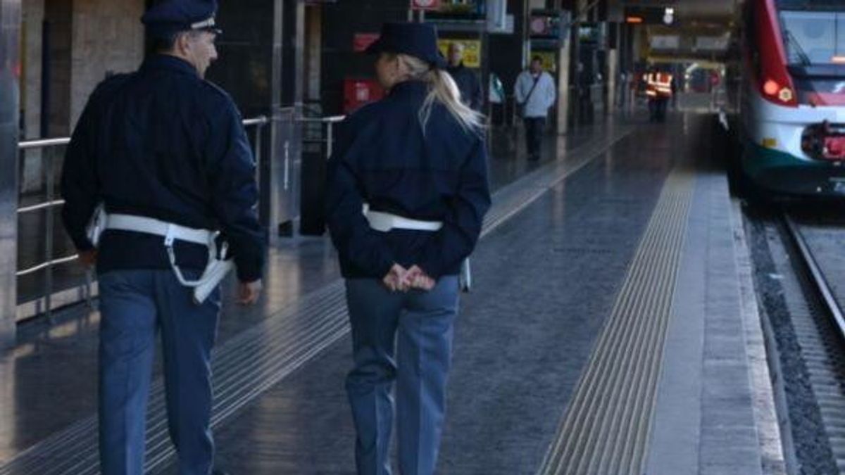 Prato, trenin çarptığı kadın öldü: Trafik bir saatliğine kilitlendi