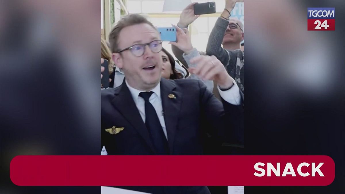 Fiumicino, yönetmen-pilot Daniel Harding ve kalkış öncesi konser