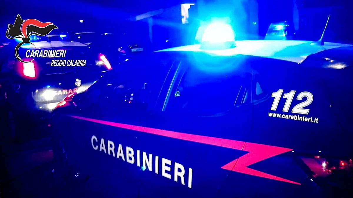 Frosinone, küçükler arasında tartışma: 17 yaşındaki bir genç ciddi şekilde bıçaklandı