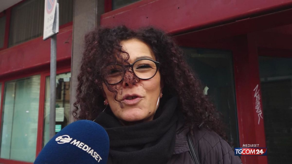 Pesaro, çocuk konuşmak için kullandığı tableti kaybediyor