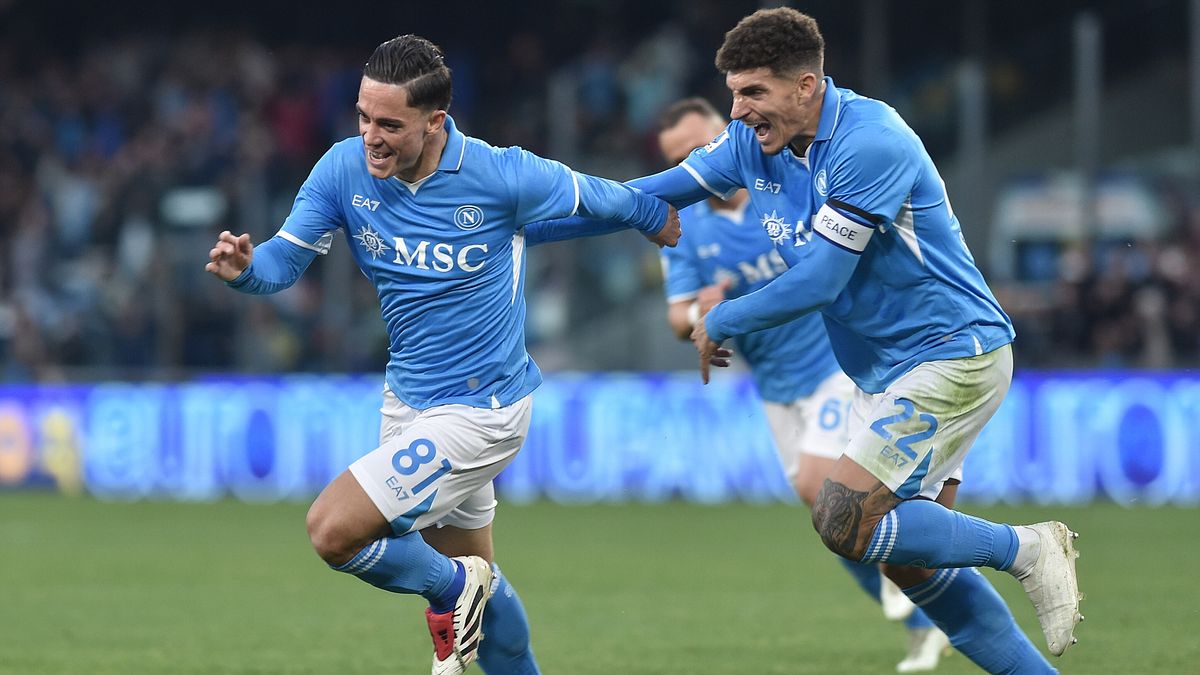 Napoli Edges Out Venezia in Tight Contest - News Directory 3