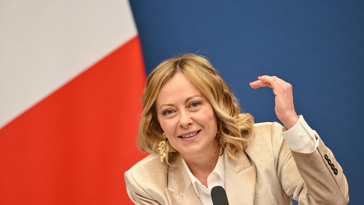 Giorgia Meloni, Starlink'ten Cecilia Sala'ya: basın toplantısı