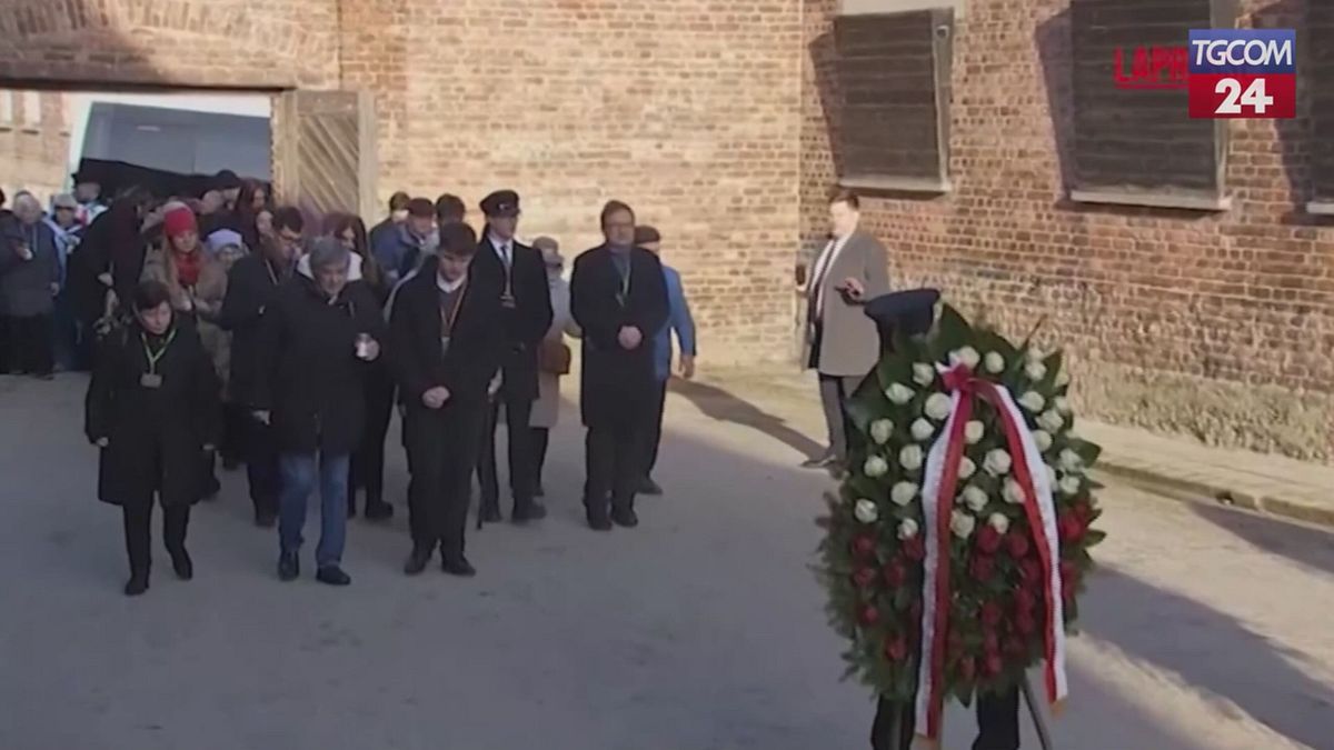 Anma Günü, Auschwitz Anıtı'nda Kutlamalar