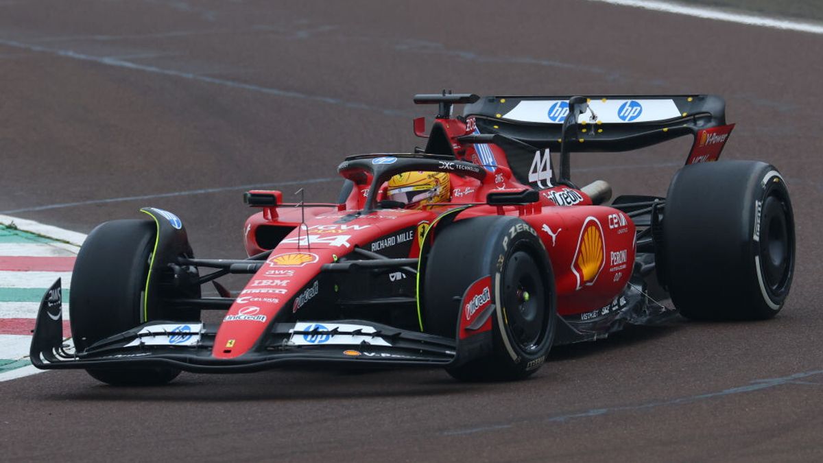 Primi test Ferrari: Hamilton e Leclerc in pista a Barcellona con la ...
