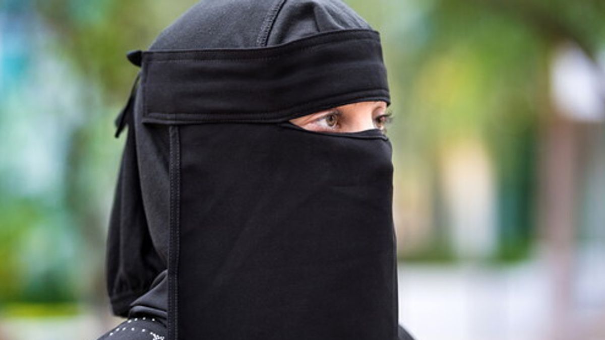 “Garantör tam Niqab'da, bir yasaya ihtiyaç var”