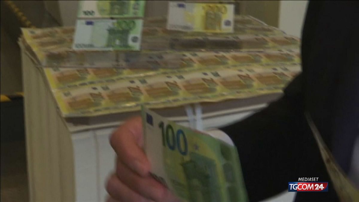 “Vatandaşların parasını sinir bozucu, böylece harcamalar”