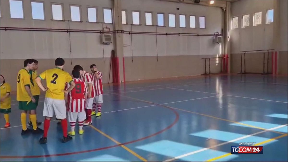Takımı değiştirin ve arkadaşlarına karşı iki gol atın