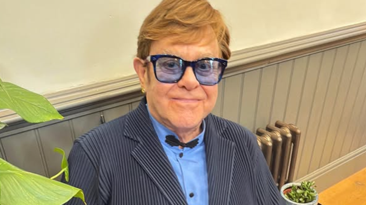 Elton John ölüm korkusu için gözyaşları içinde