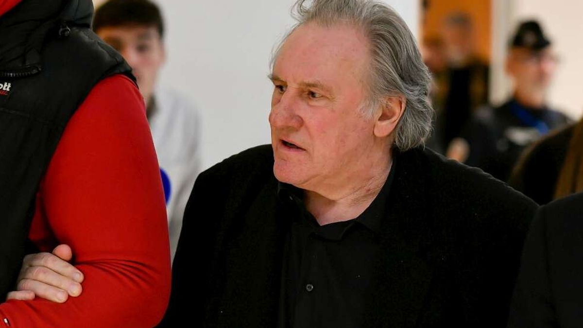 Gerard Depardieu için 18 ay sordu: cinsel istismarla suçlandı