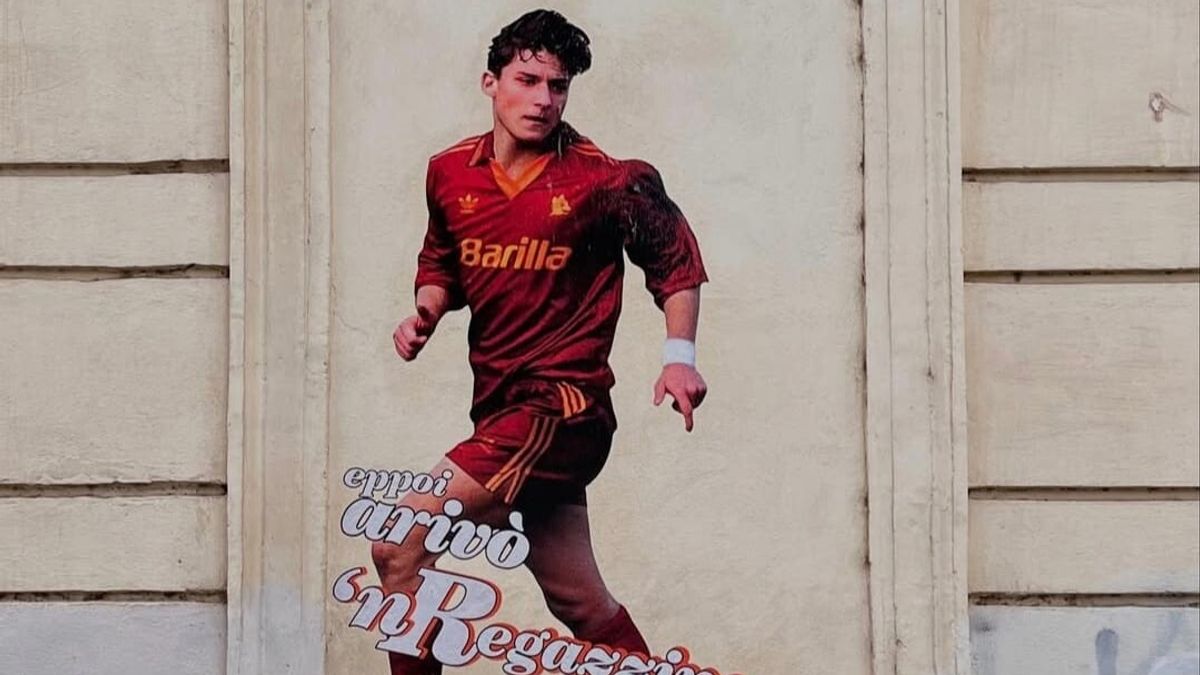 Totti, 32 anni fa l'esordio con la Roma: nella Capitale spunta uno ...