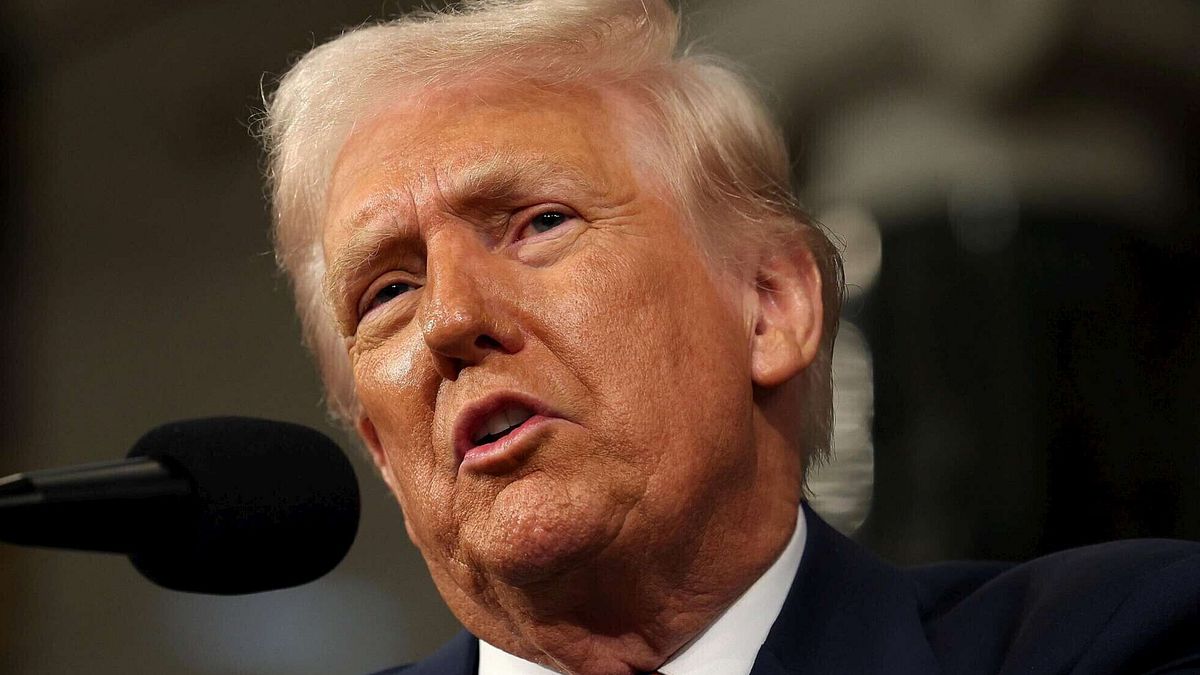 Donald Trump, Çin ile Görevler ve Ticari Savaş: Canlı Haberler