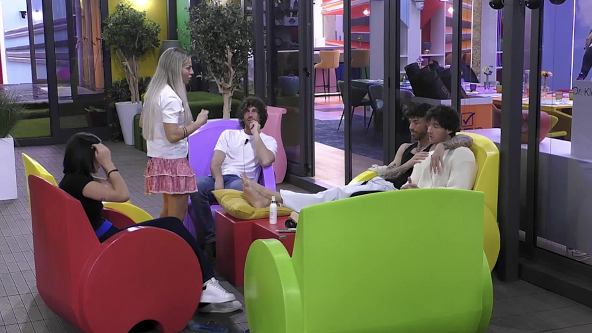 The Couple", prime critiche e incomprensioni tra le coppie