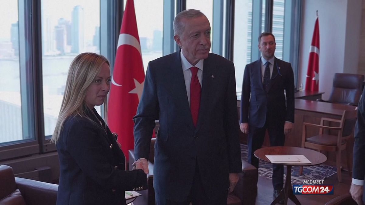 “ABD ve AB arasındaki bir toplantı üzerinde çalışıyoruz”