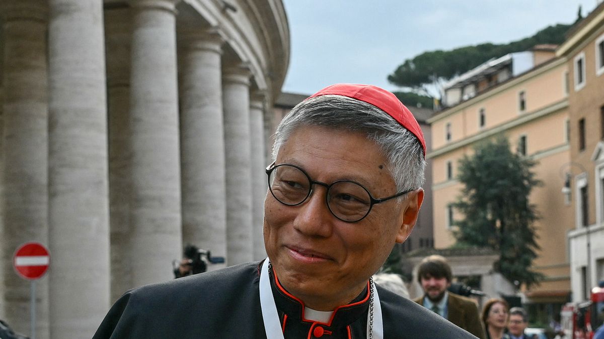 Conclave 2025, chi sono i cardinali al voto: Stephen Chow Sau yan