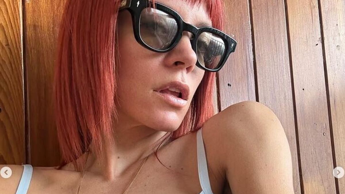 Lily Allen 40 yılı kutluyor ve Instagram sansürünü zorluyor