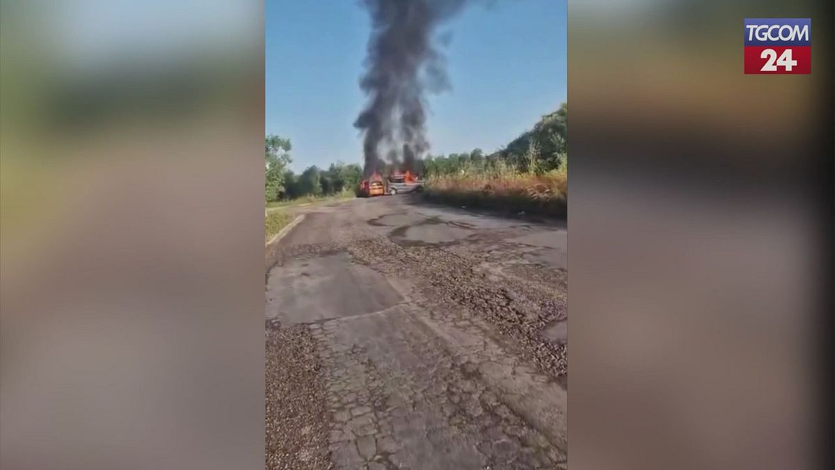 Assalto a portavalori nel Barese, auto in fiamme