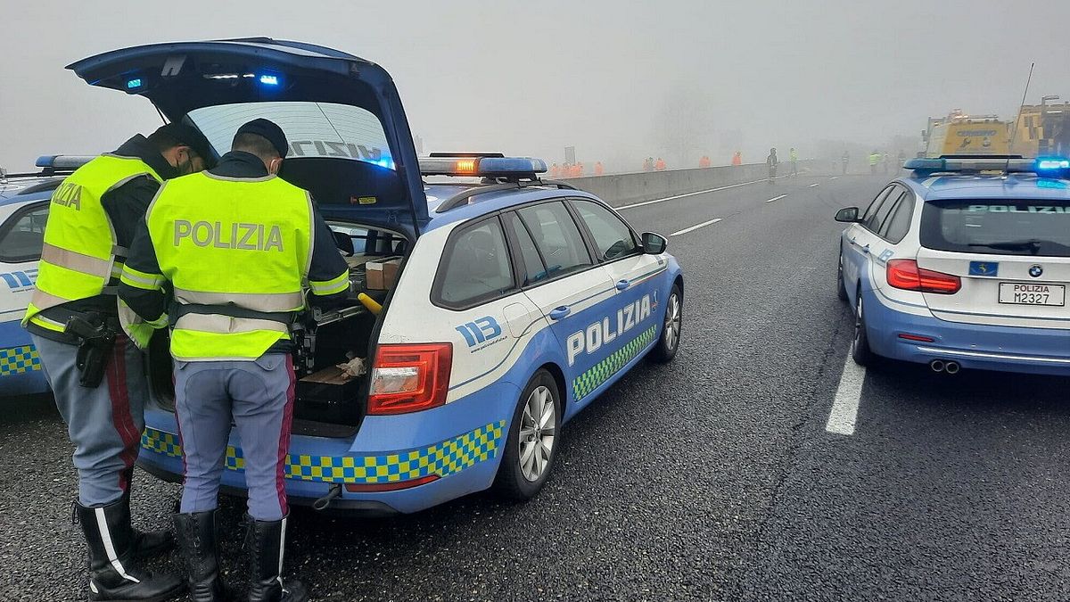 Pordenone, 84enne guida contromano in autostrada per 17 chilometri
