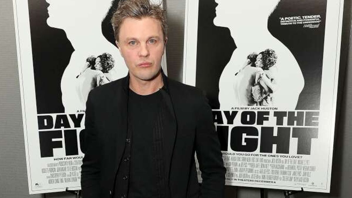 Aktör Michael Pitt cinsel istismardan tutuklandı