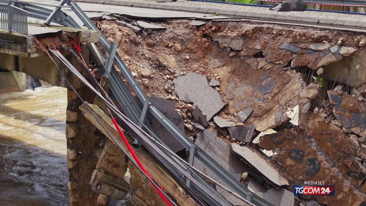 valdagno vicenza sei indagati per il crollo del ponte
