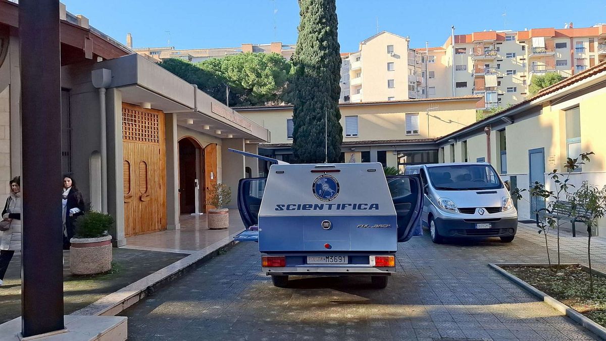 neonato trovato morto nella culla termica a bari la consulenza del genetista era vivo quando è stato abbandonato 