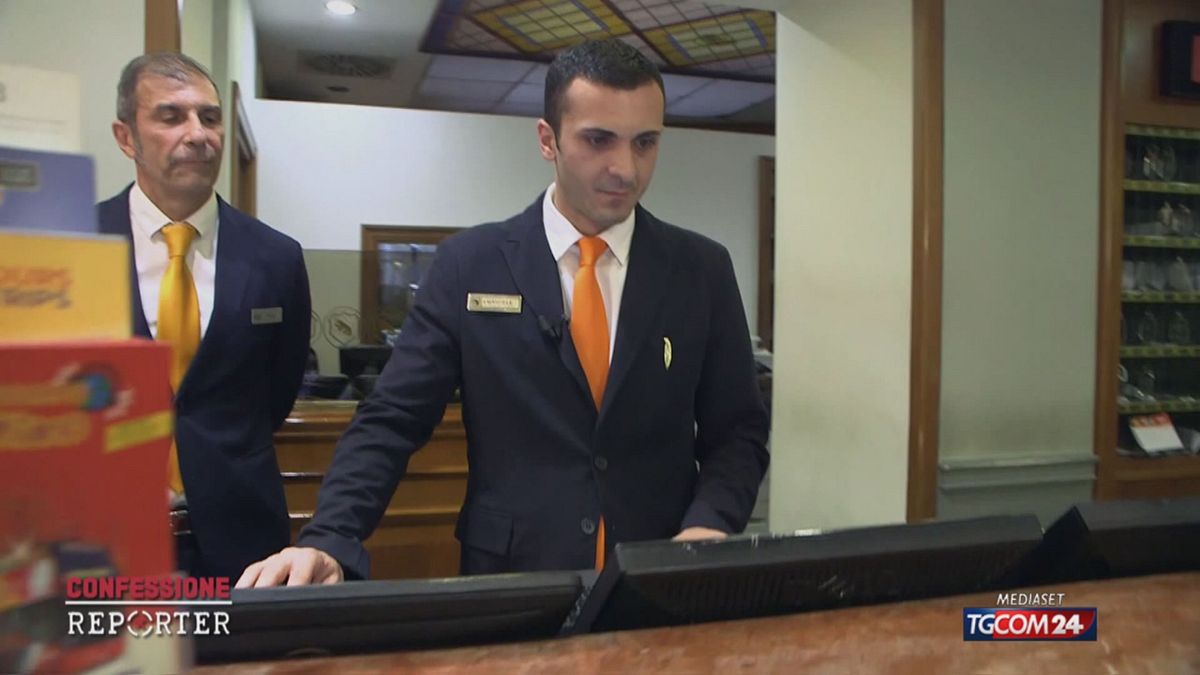 Milano, il detenuto in fuga parlava così nell