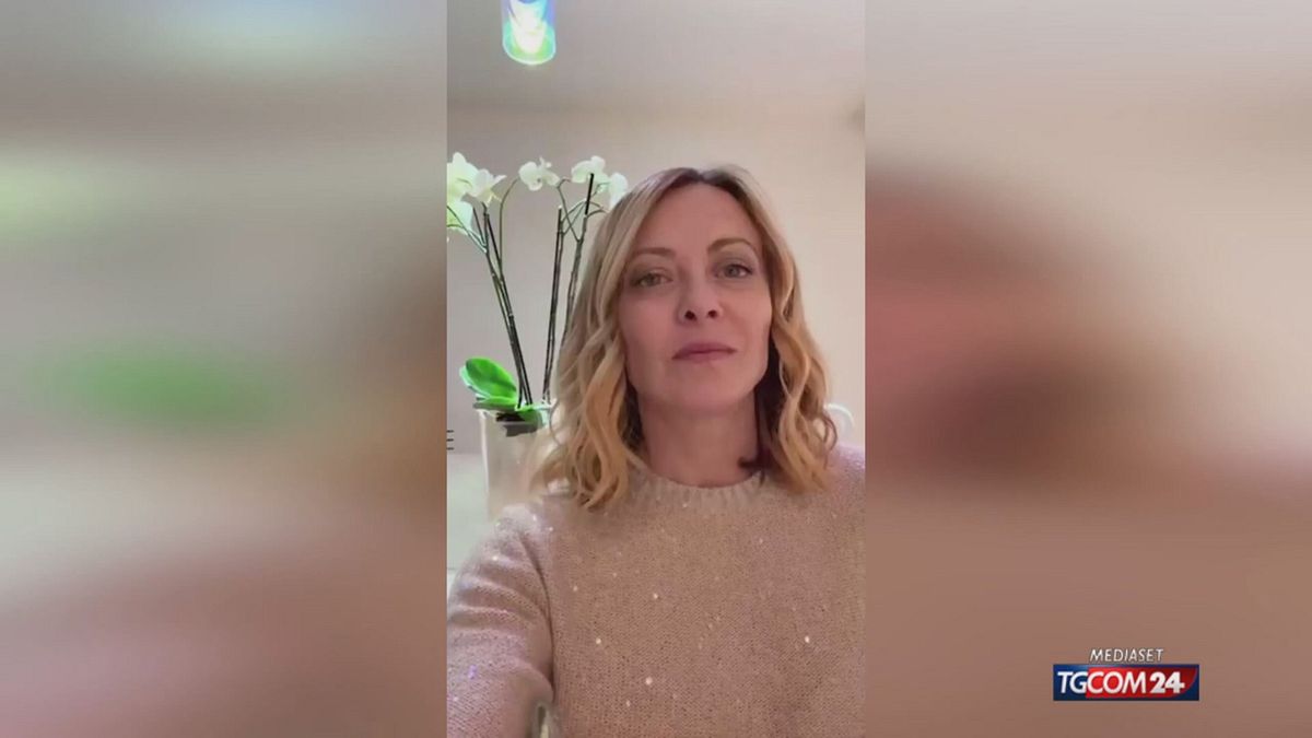 Festa della Mamma, gli auguri di Giorgia Meloni
