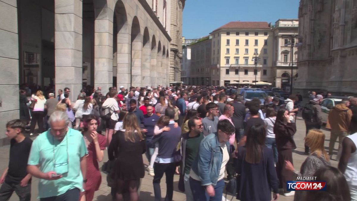 milano evaso da bollate si suicida lanciandosi dal duomo