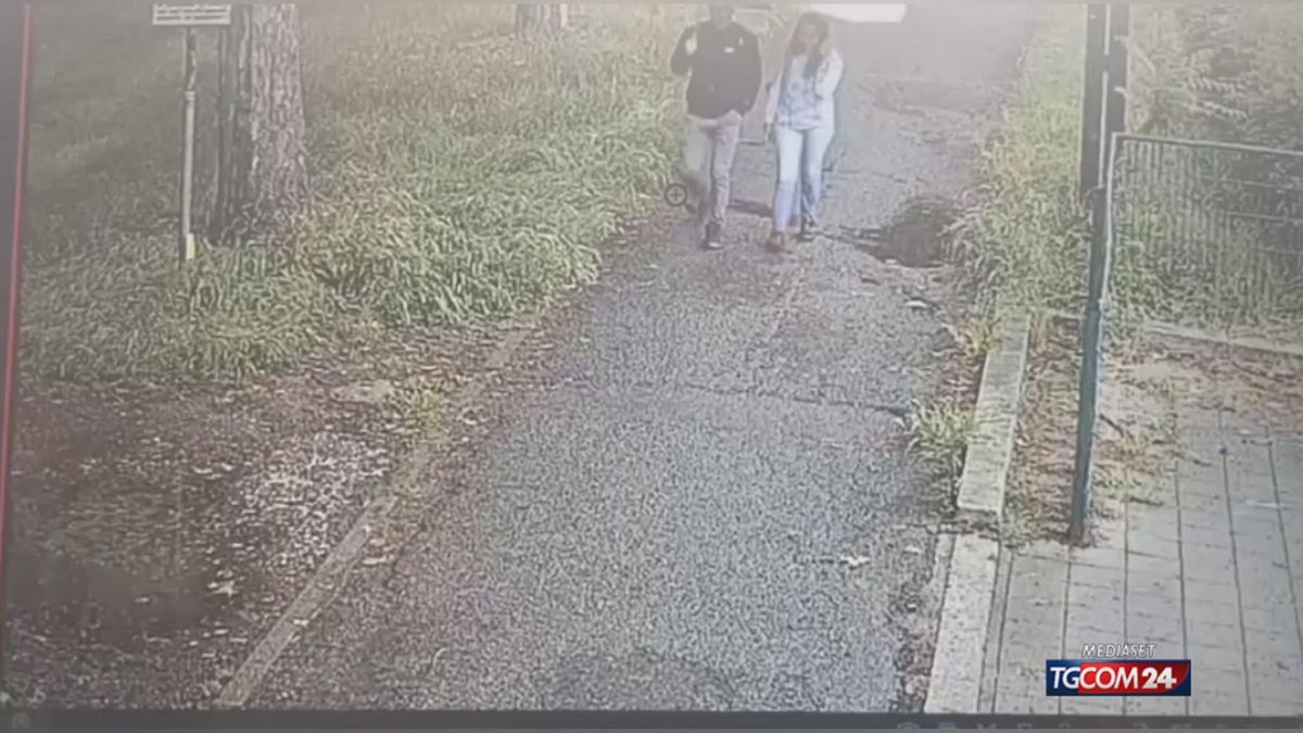 De Maria e Chamila insieme al Parco Nord: le immagini delle telecamere