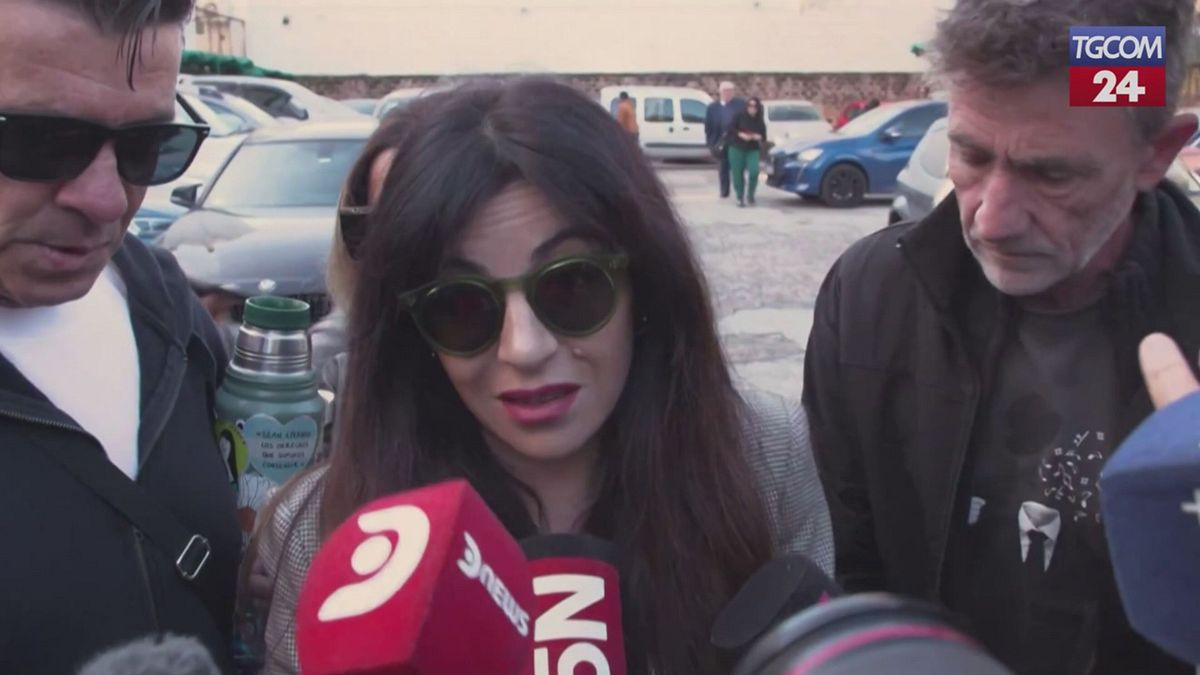 maradona la figlia giannina testimonia al processo contro il medico che aveva in cura il padre