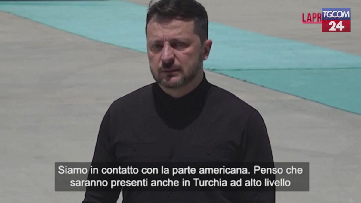 Zelensky in Turchia: "Qui per la pace ma la delegazione russa è 
