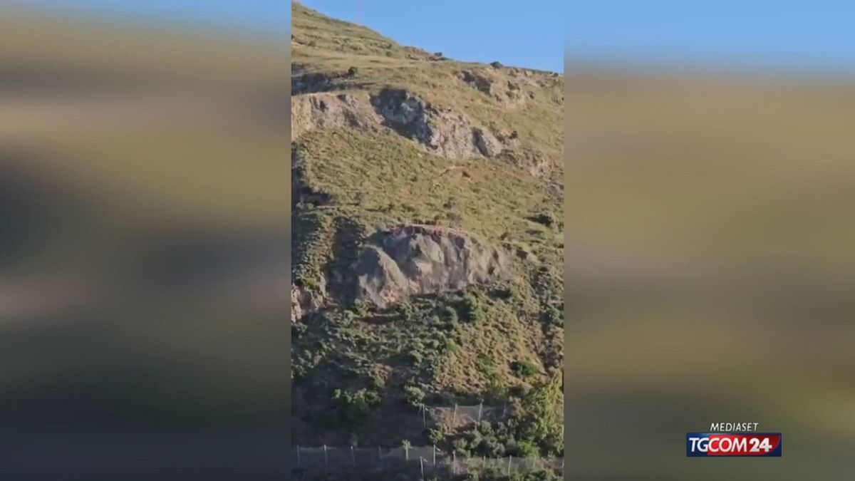 A Taormina brilla il costone roccioso a rischio frana