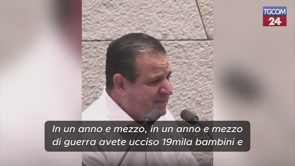 "Avete ucciso 19mila bambini", deputato di opposizione portato di forza fuori dalla Knesset