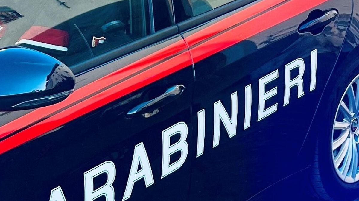 Omicidio a Legnano (Milano), donna trovata morta in casa: uccisa da una coltellata alla schiena